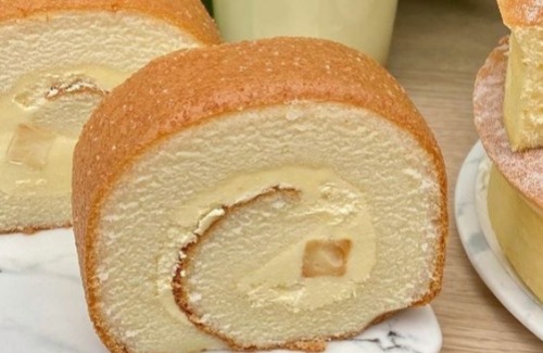DMG emulsifier in cakes